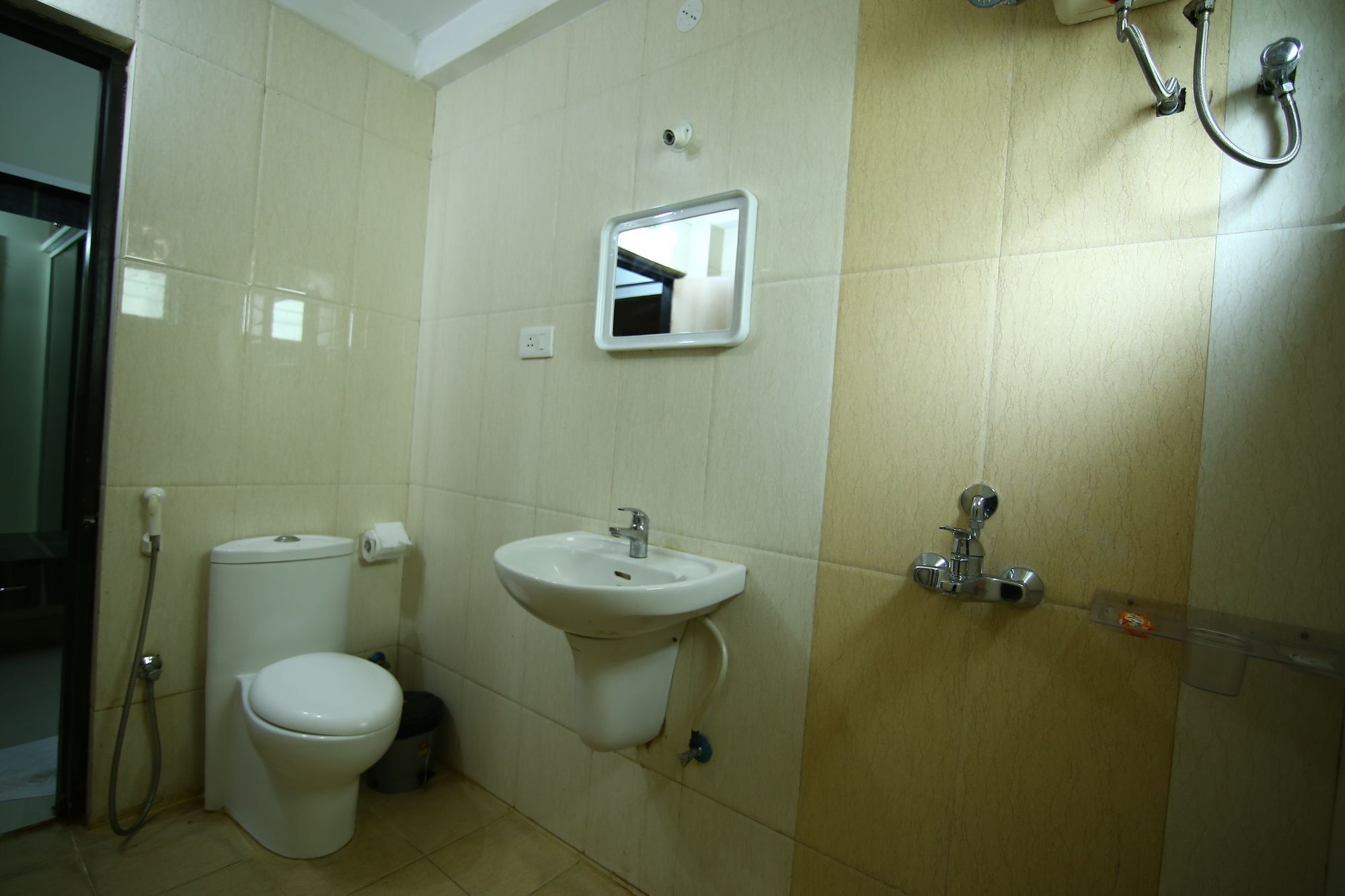 Fresh Living Prime Hitech Hotel 3*